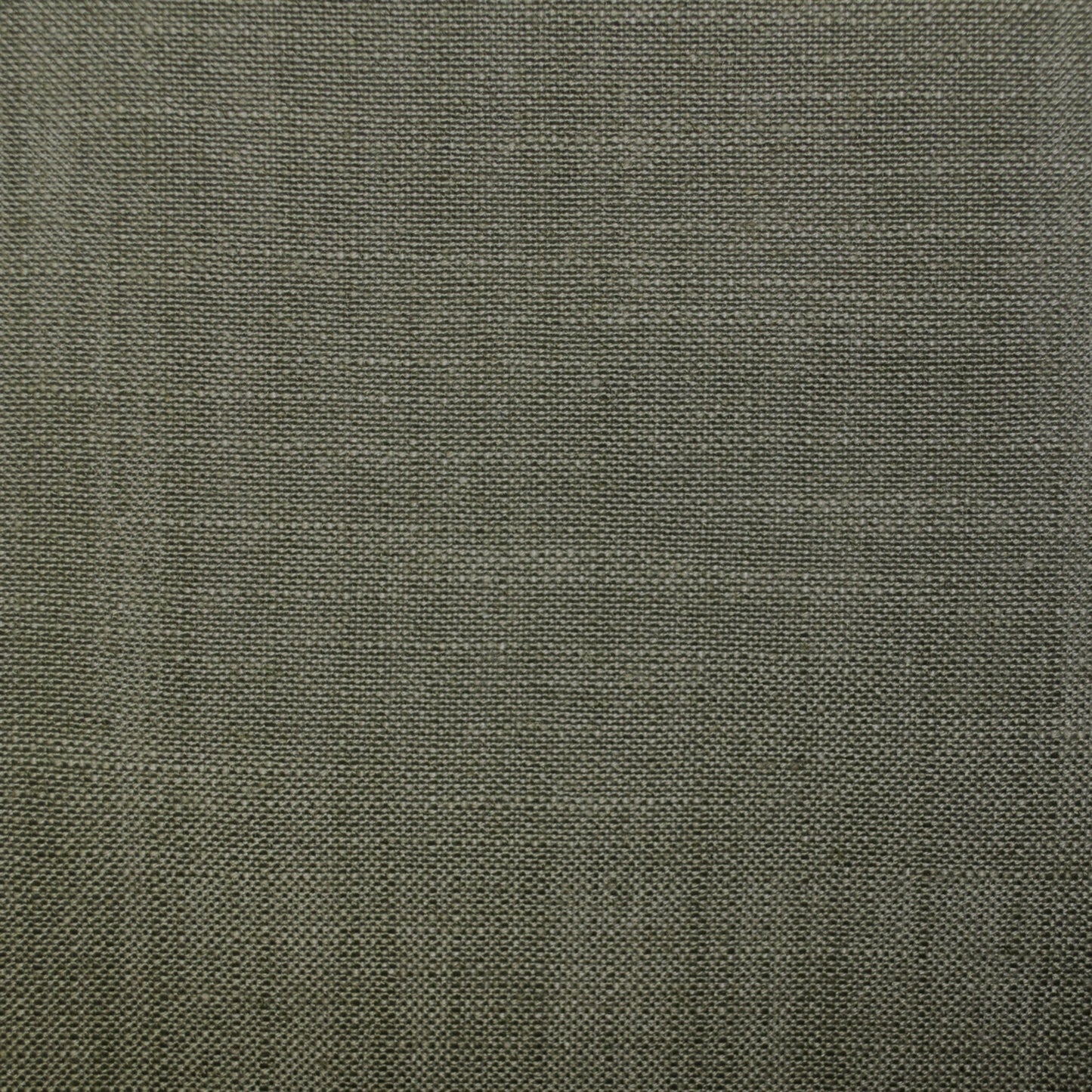 Hampton Wolf - Fabricforhome.com
