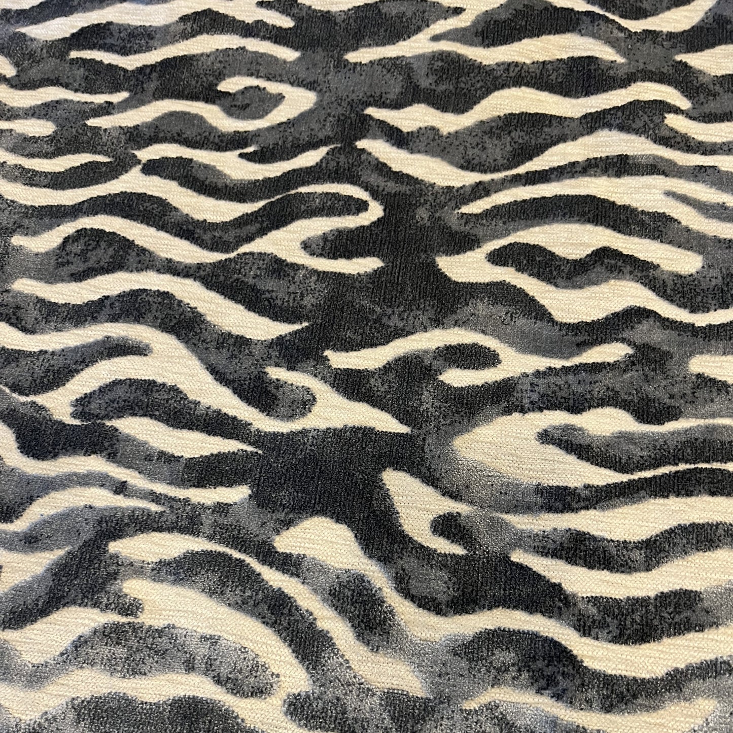 Savage Beauty Water - Fabricforhome.com