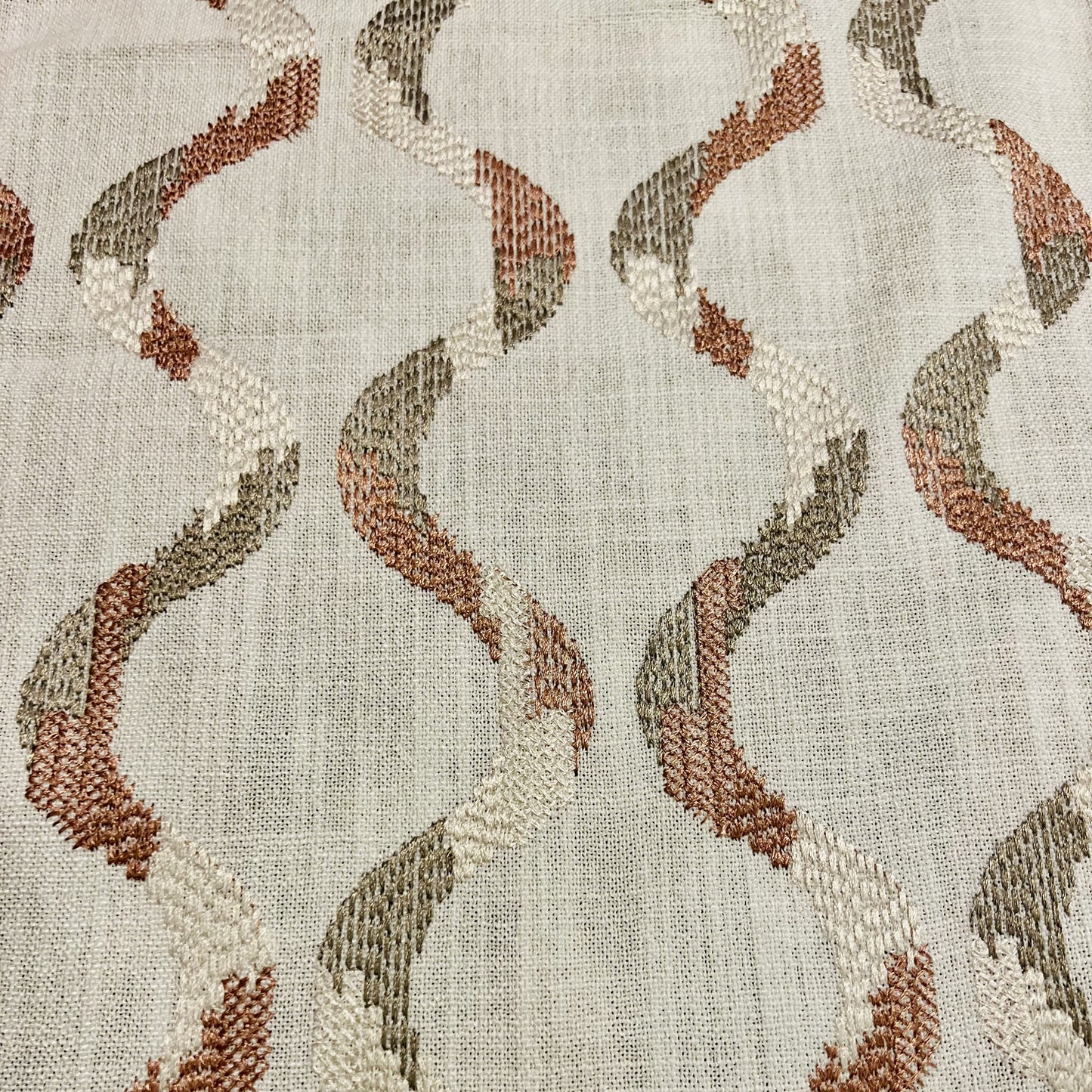 Trellis Ogee Blush - Fabricforhome.com