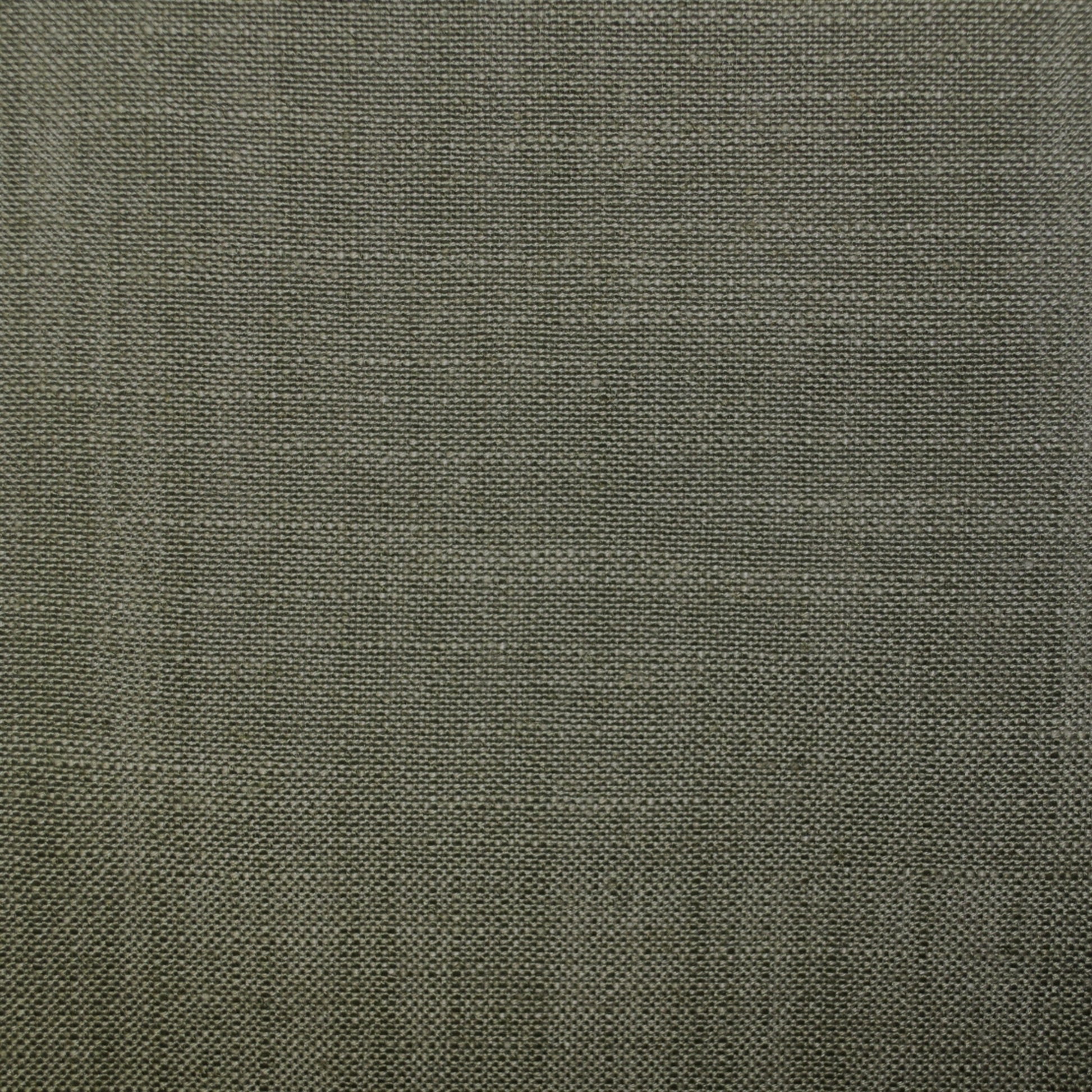 Hampton Wolf - Fabricforhome.com