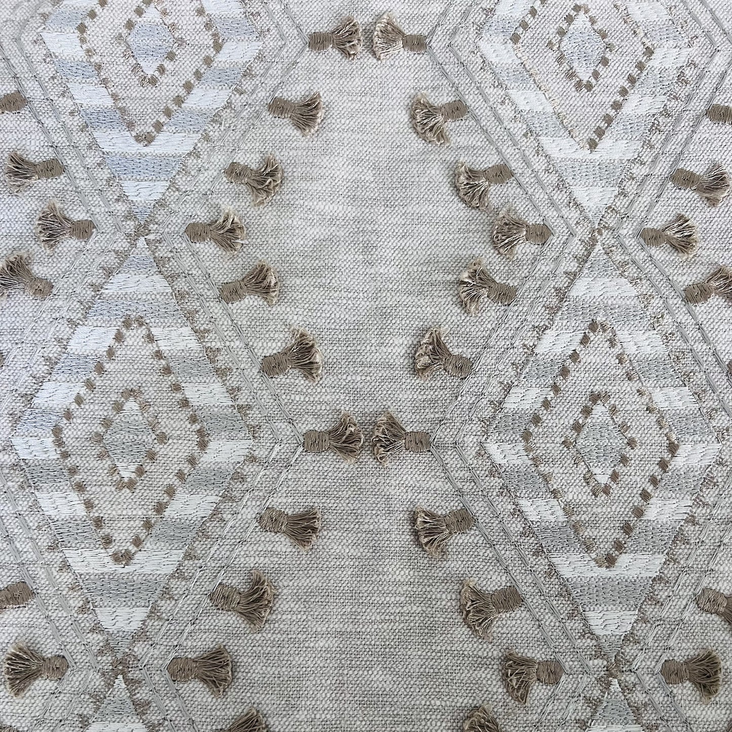 Ground Breaker Flaxen